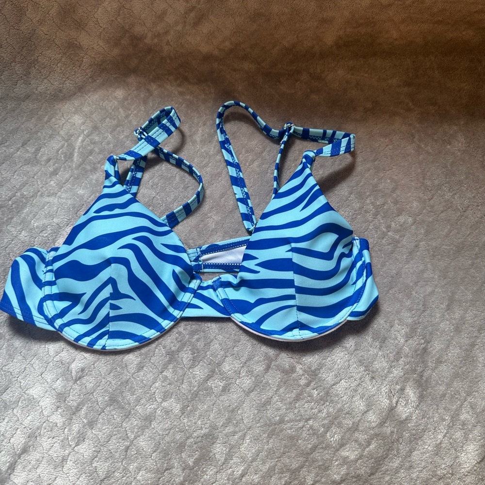 SHEIN Blue Zebra Print Bikini Top